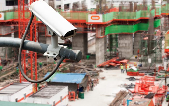 CCTV or surveillance operating over construction site - Crédit : stnazkul-AdobeStock